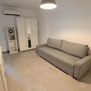 Ris Dublu Universitate, Centrul Vechi Apartament
