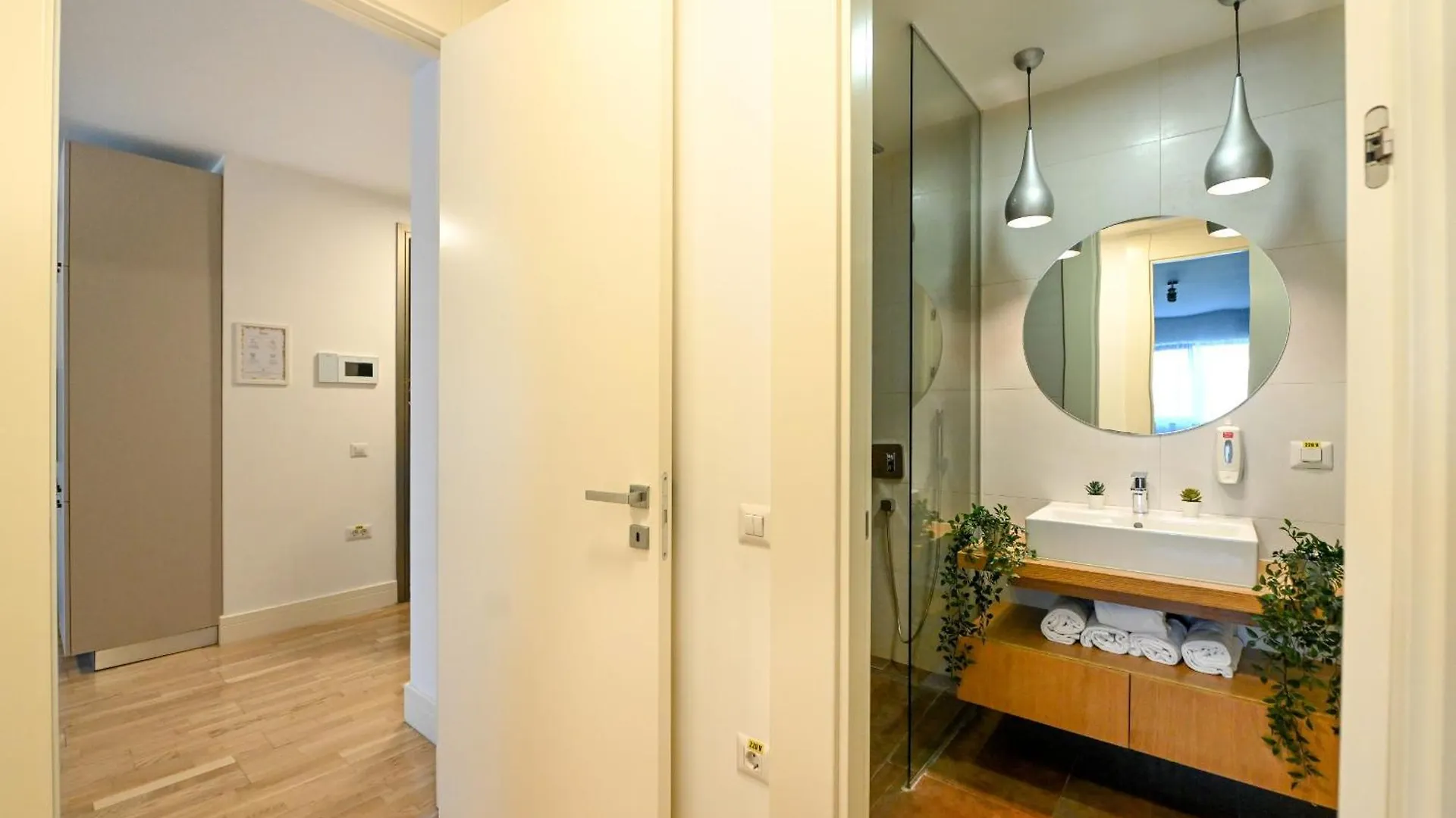 Brand-New Apartments In Floreasca Business Area - Elevate Your Living Experience Бухарест